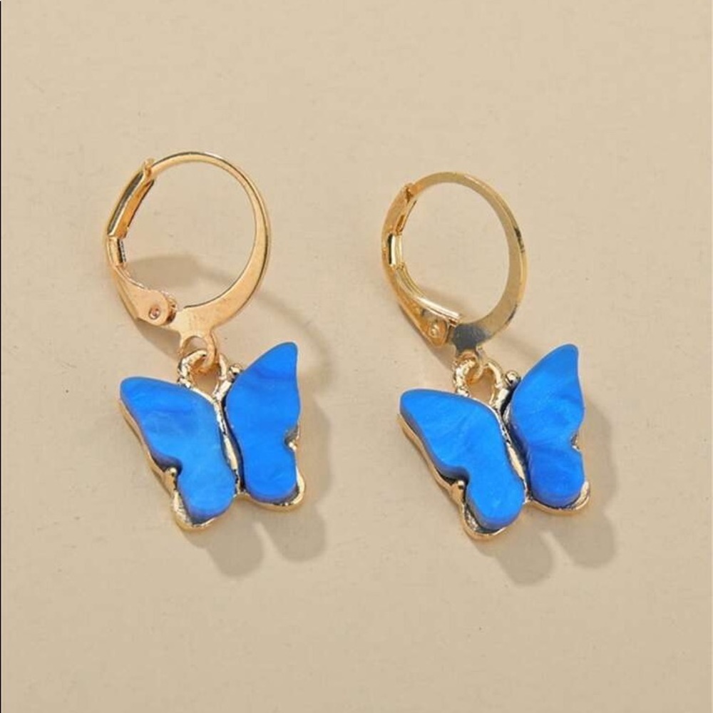 3/$30 💙 Butterfly Earrings